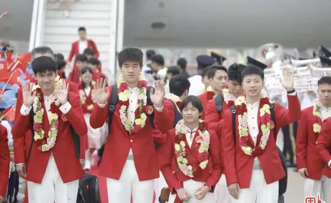 比赛中展现出众人风采，实至名归