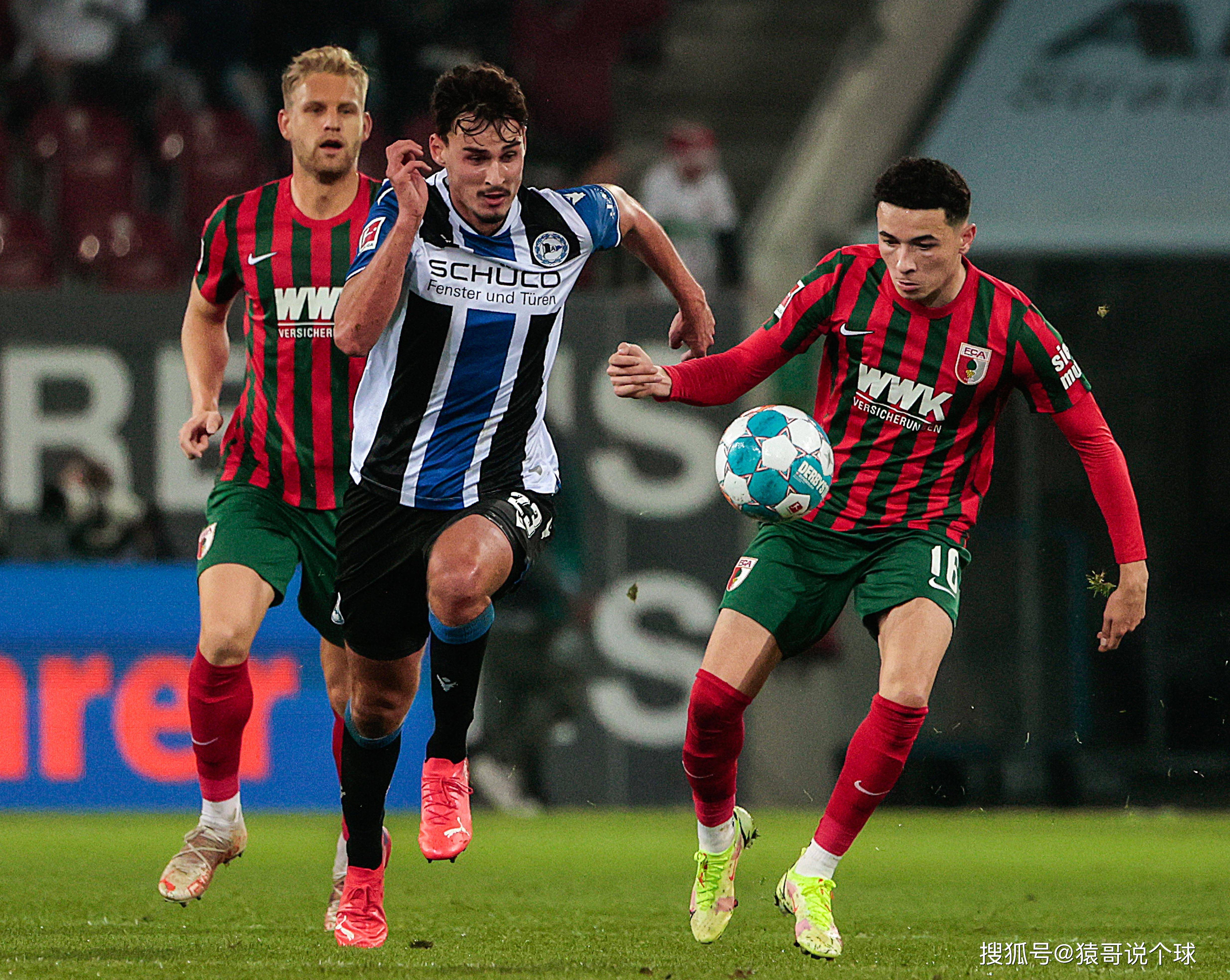 美因茨战胜对手，领跑积分榜的简单介绍