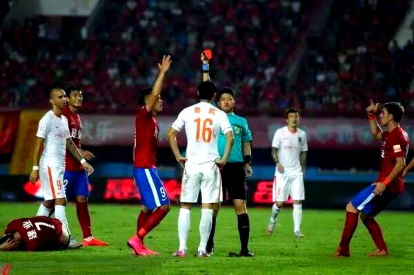 鲁能客场击败绿城，取得连胜