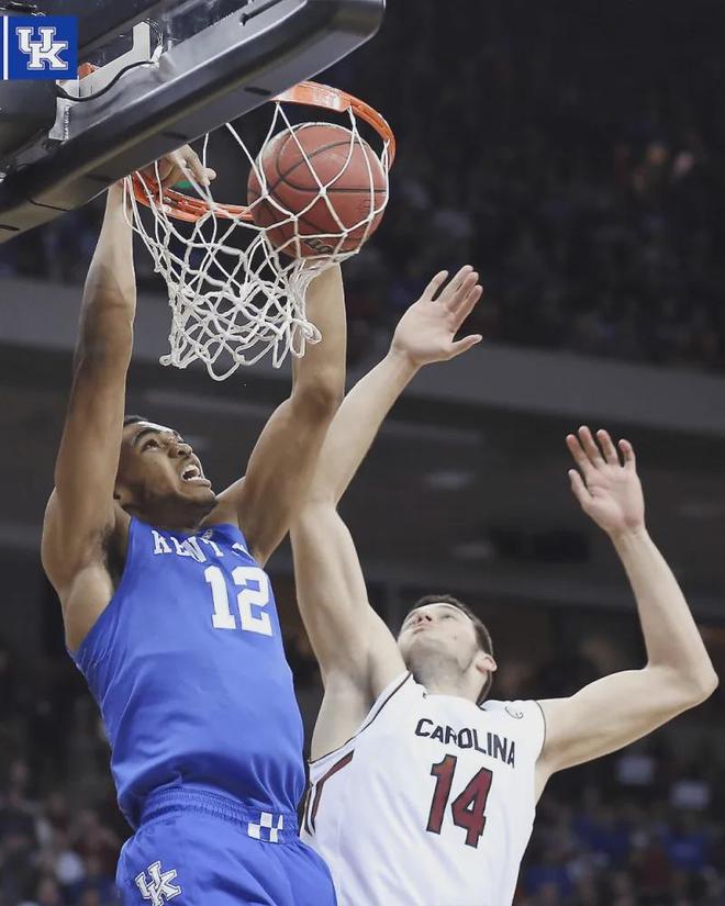 开拓者大胜篮网，唐斯24分