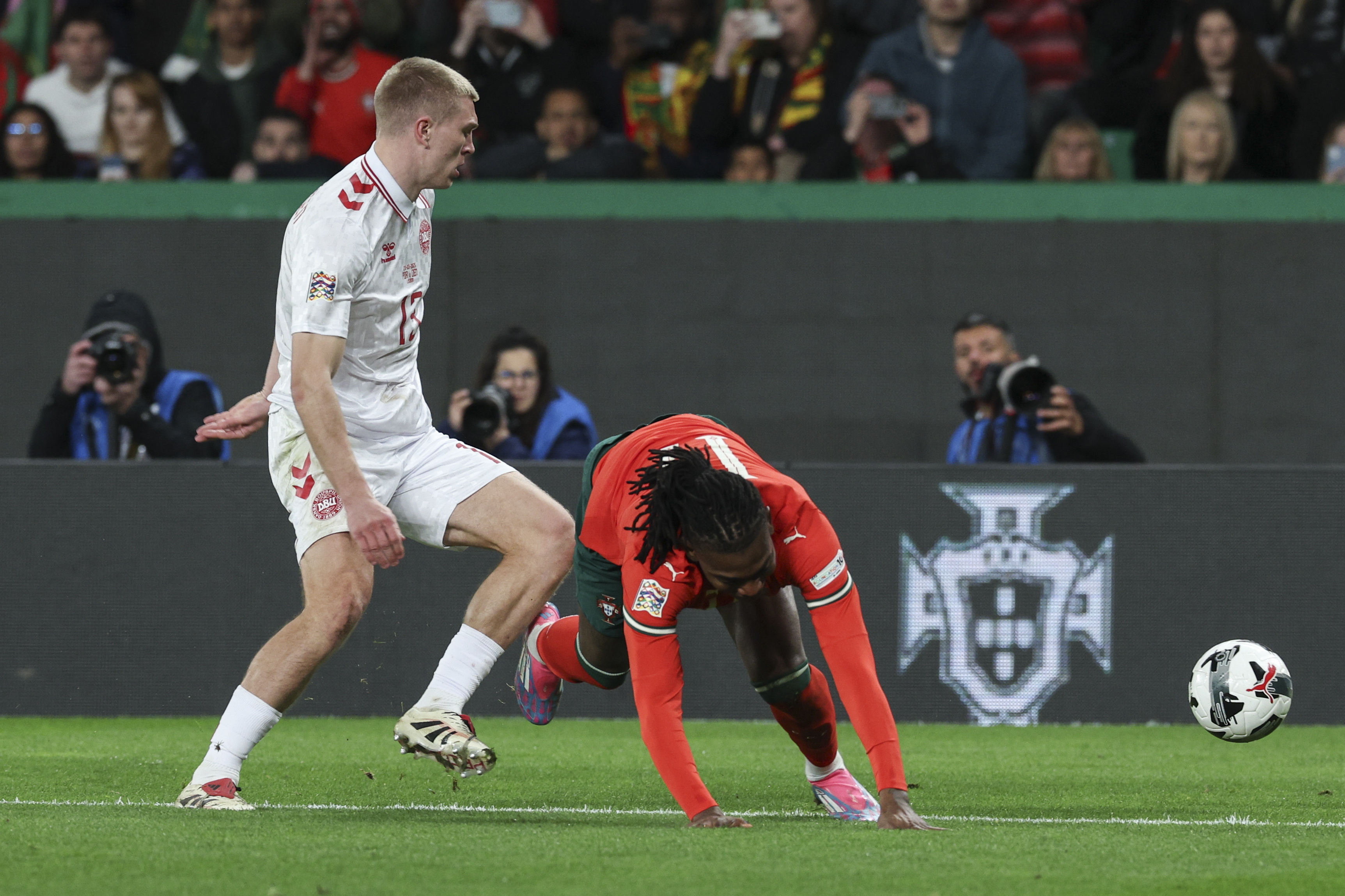 aoa体育课程-葡萄牙轻松大胜！欧预赛佳绩不断的简单介绍